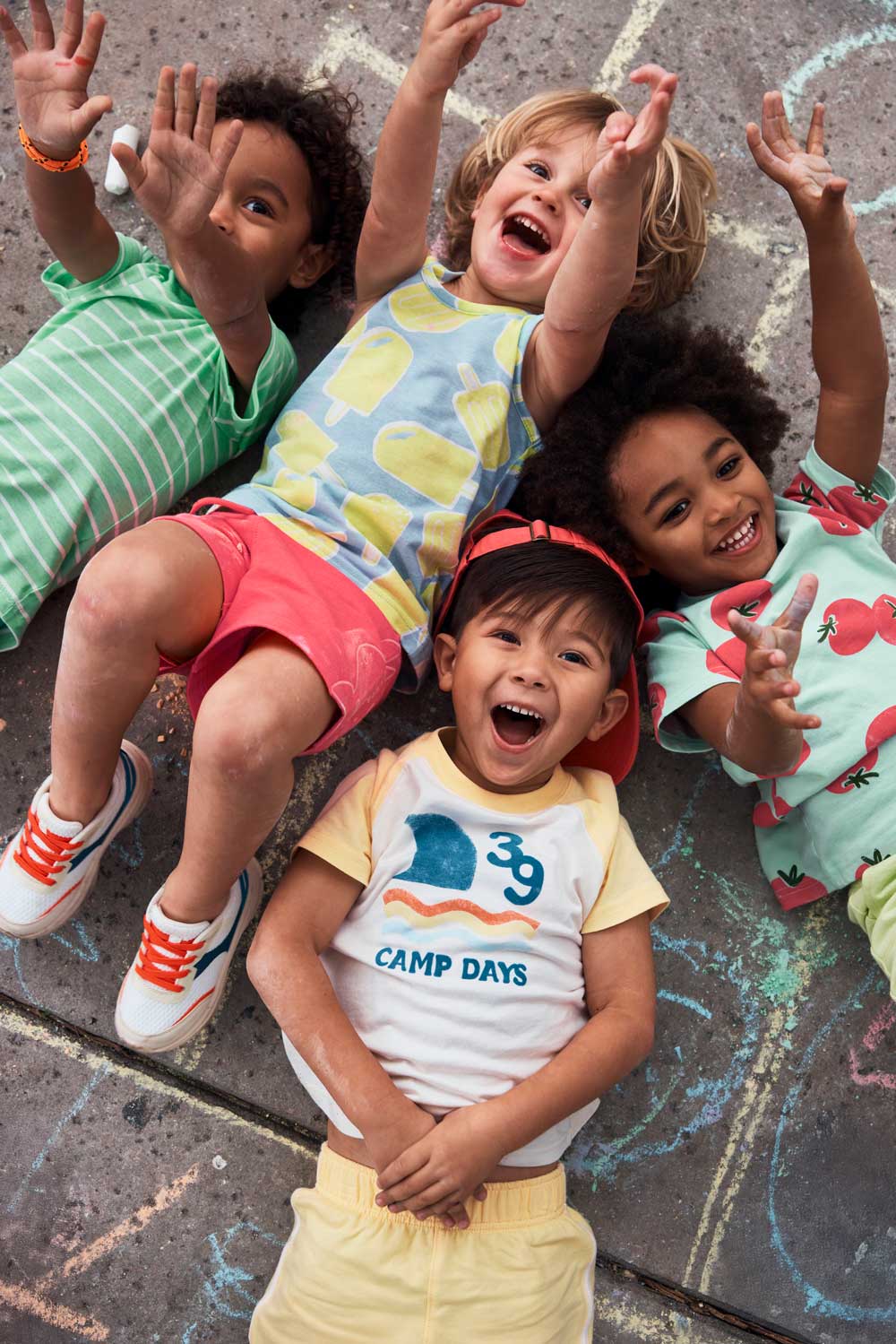 CARTERS_SUM26_SummerBrights_04_672_E.jpg